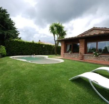 Gemuetliches Mit Privatem Pool *